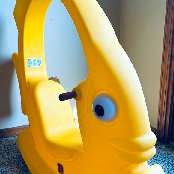 Step 2 Rocking Yellow Angel Fish Rocker Toddler Ride On - Rare Vintage - Picture 8 of 14